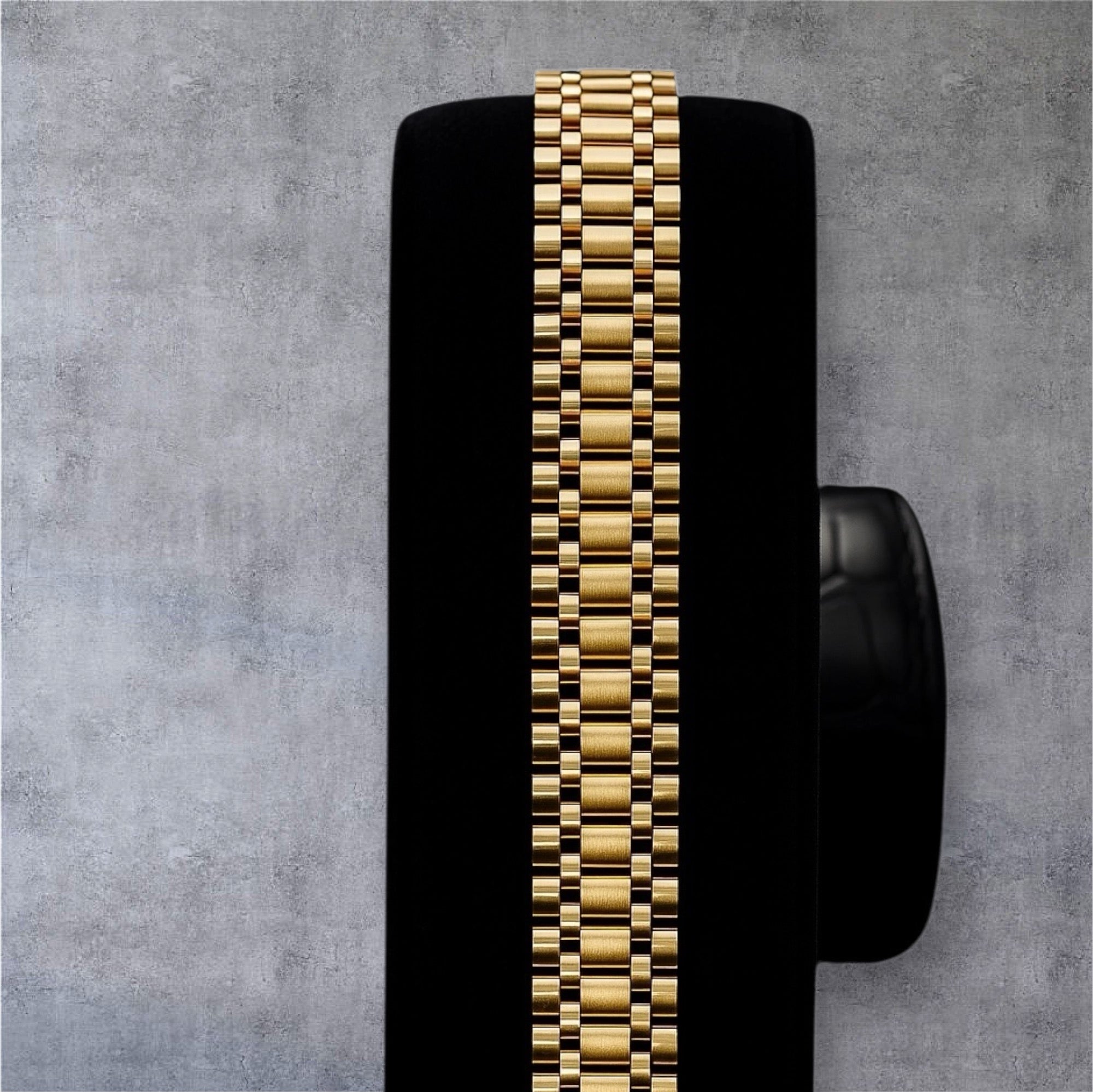 Pulsera tipo eslabón estilo “Jubilee” 10K